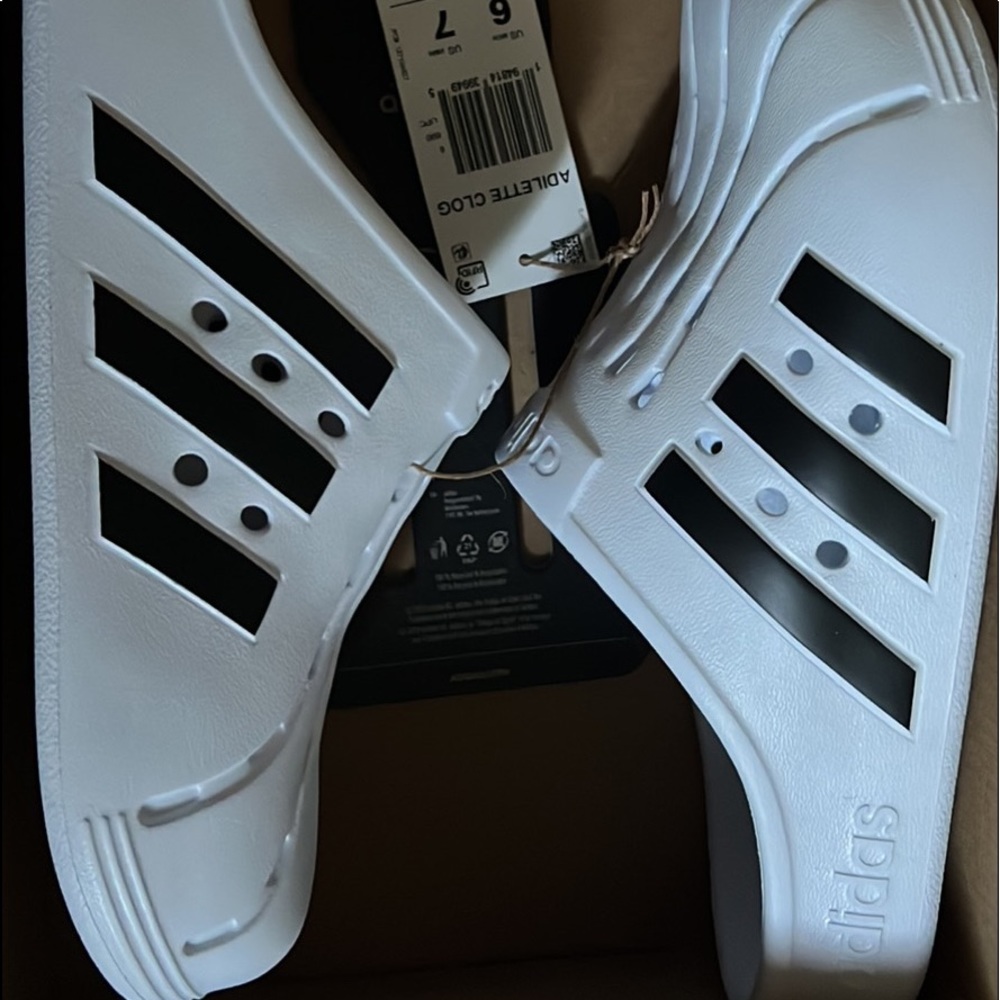 Adidas clog